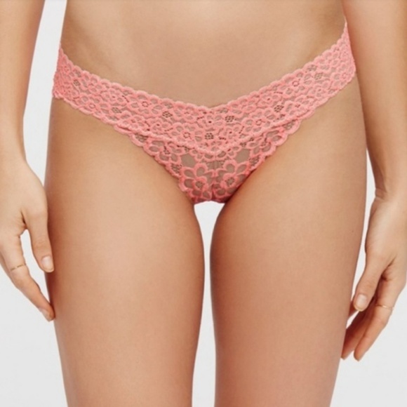 🍒NWT🍒 FREE PEOPLE LACE PANTY S - Picture 2 of 6